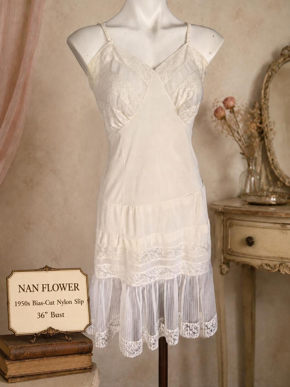 Vintage Nan Flower Rare 1950s Bias Cut Tiered Lace Nylon Full Slip 36
